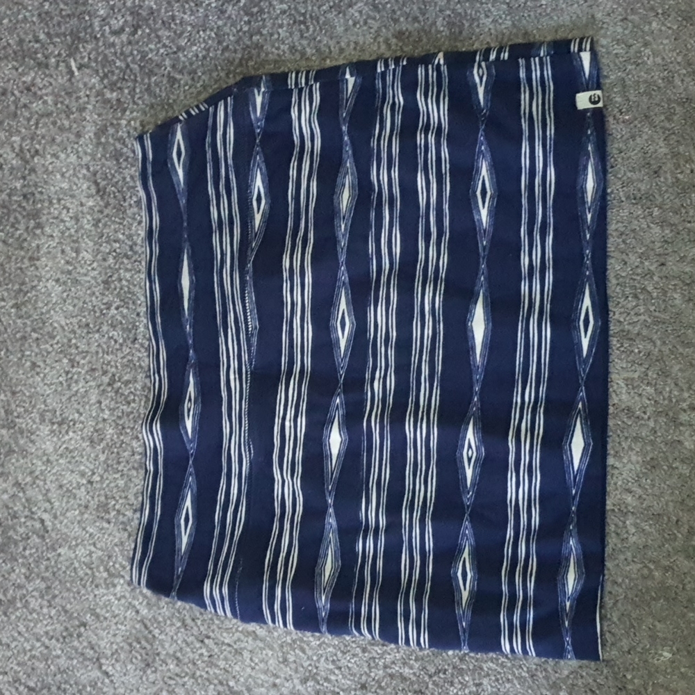 Billabong fitted mini skirt - Picture 1 of 3